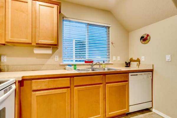 Creekside Paradise image 13