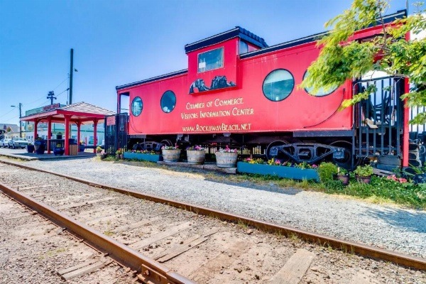 Creekside Paradise image 27